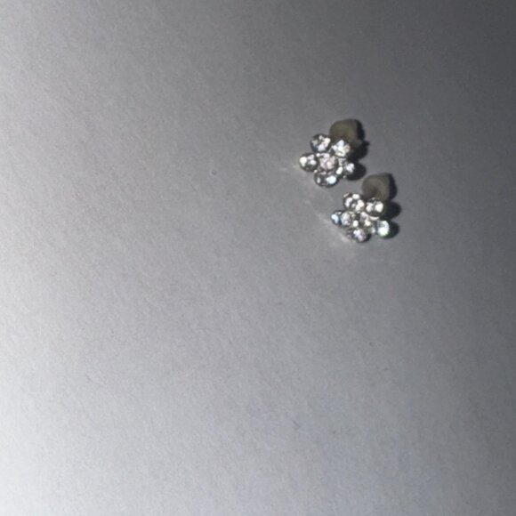 7mm Clear Flower Cz And Sterling Post Earrings - Picture 2 of 8